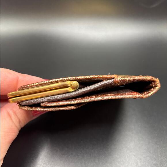 Vintage Brown Leather Bifold Wallet with Coin Purse Section with Gold Accents - Picture 4 of 9